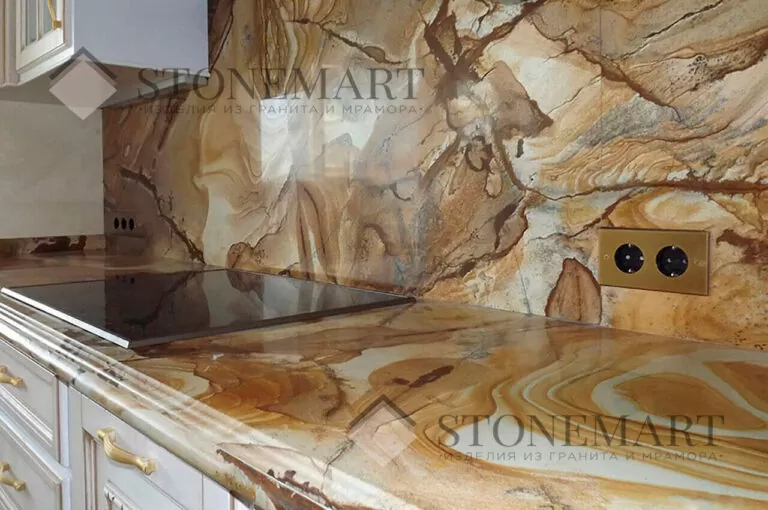 Эксклюзивный мрамор Teak Wood Extra. Страна: Пакистан. Цвет: бежевый с кремовыми, золотыми и шоколадными оттенками