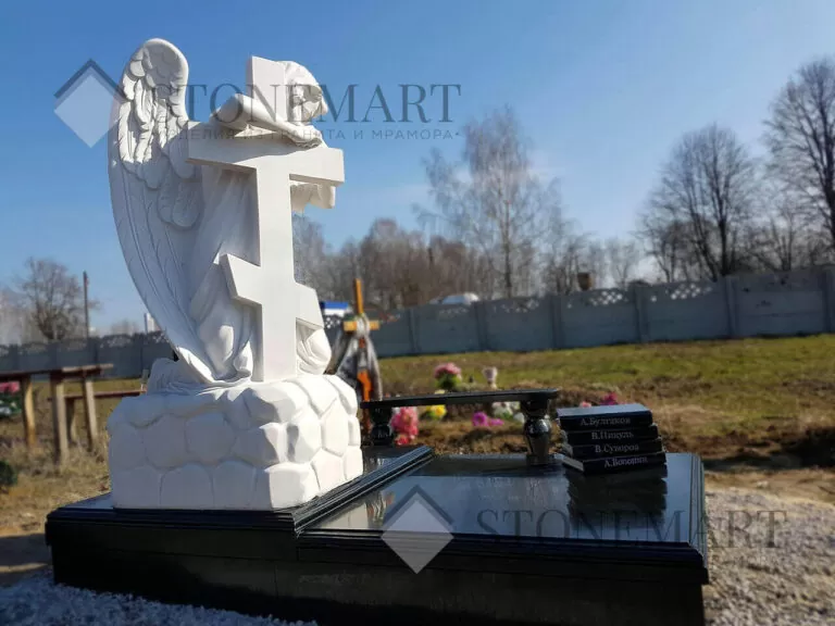 Памятник из мрамора и гранита. Скульптура Ангела из мрамора